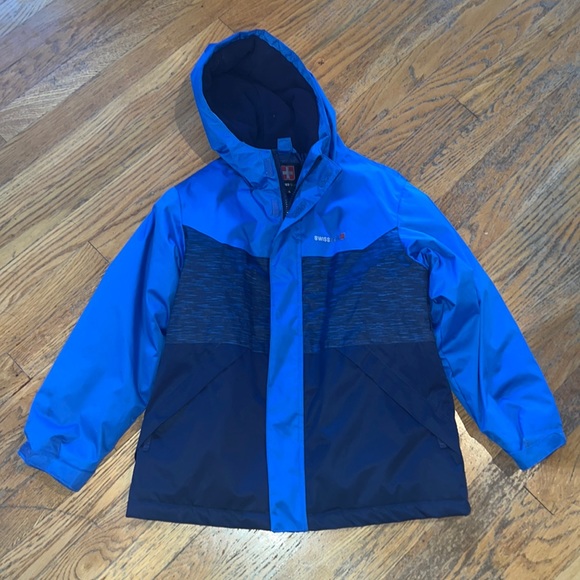 Swiss Tech winter jacket - Picture 1 of 11